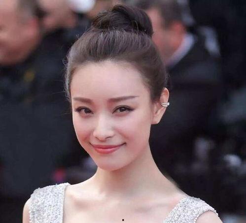 国外天主教明星,揭秘国外天主教明星的信仰故事