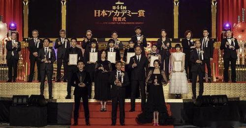 日本获奖喜剧,揭秘日本获奖喜剧背后的故事与魅力